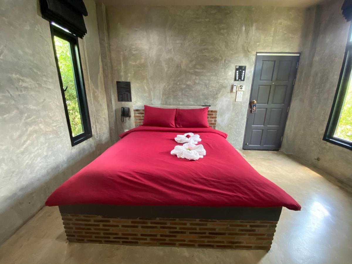 Hotel The Loft House Sakaeo Watthana Nakhon Esterno foto