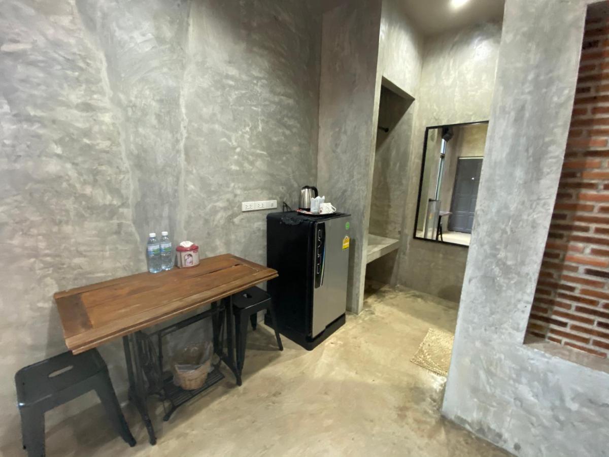 Hotel The Loft House Sakaeo Watthana Nakhon Esterno foto