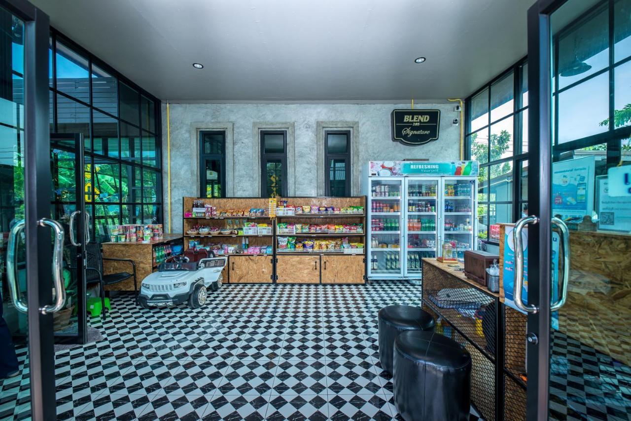 Hotel The Loft House Sakaeo Watthana Nakhon Esterno foto